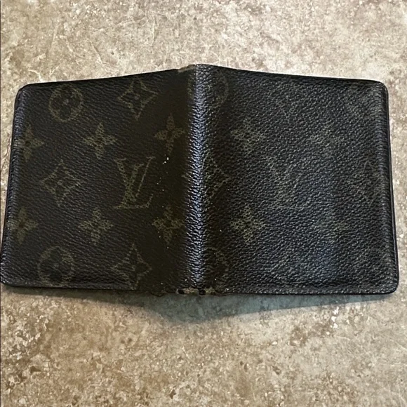 Louis Vuitton Monogram Black Card Holder Made in France